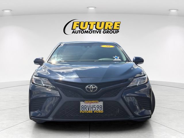 Used 2020 Toyota Camry SE w/ Convenience Package FWD image 2