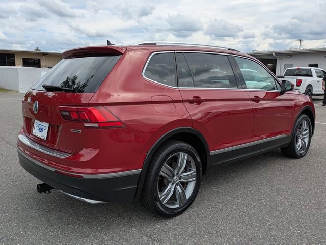 Used 2019 Volkswagen Tiguan SEL Premium image 3