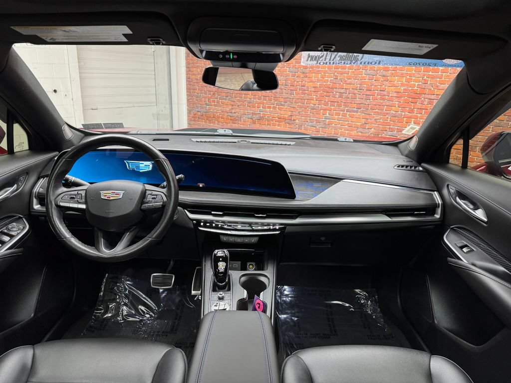 Used 2024 Cadillac XT4 Sport w/ Active Safety Package AWD/4WD image 14