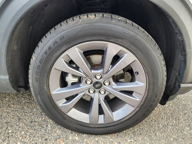 Certified 2023 Ford Explorer XLT w/ Equipment Group 202A AWD/4WD image 22