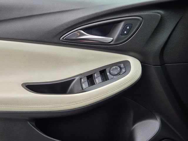 Used 2024 Buick Encore GX Sport Touring w/ Experience Buick Package FWD image 22