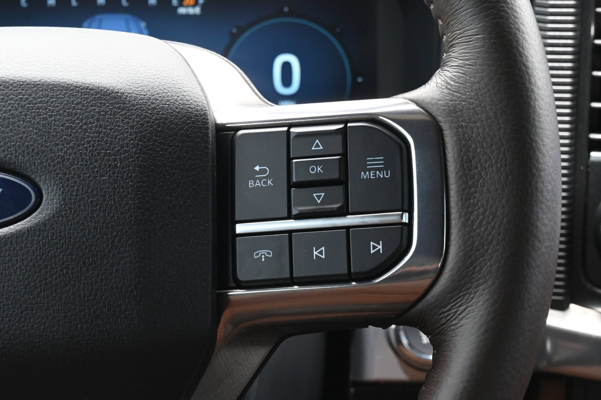 Certified 2025 Ford F150 King Ranch AWD/4WD image 9