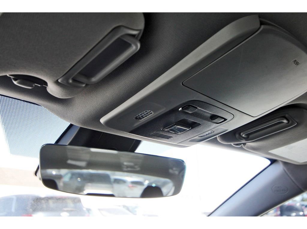 Used 2024 Toyota Camry SE image 24