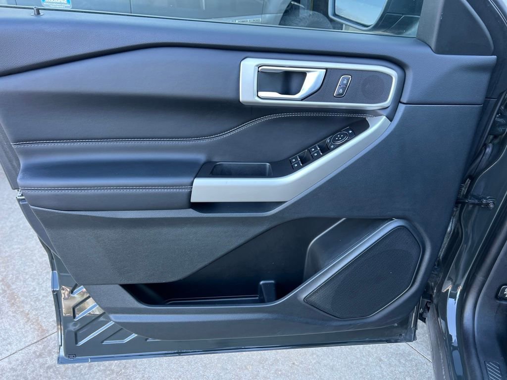 Certified 2023 Ford Explorer XLT w/ Equipment Group 202A image 12