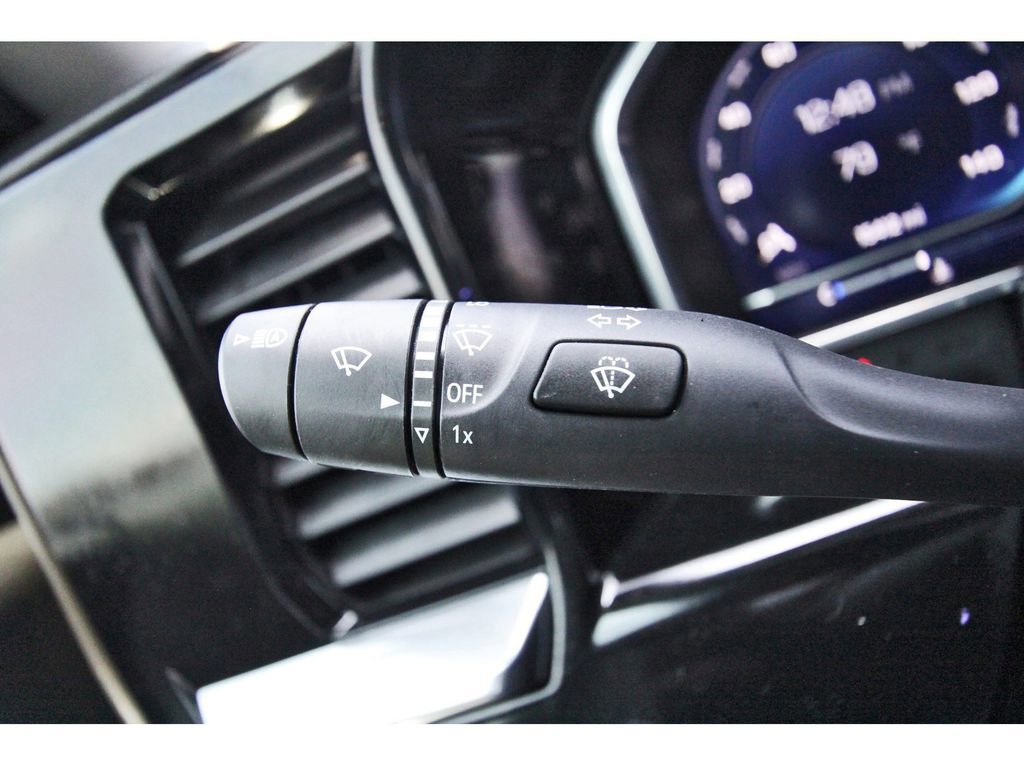 Used 2025 Chevrolet Silverado 1500 LT image 20