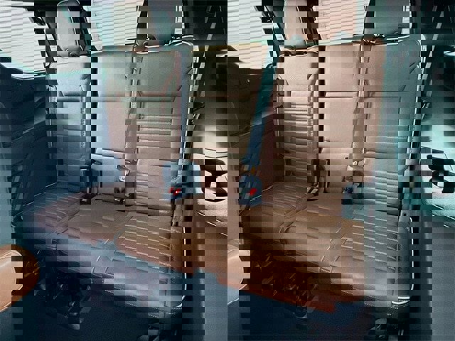 Used 2023 GMC Yukon Denali Ultimate image 12