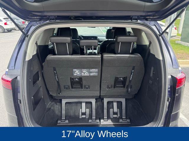 Used 2024 Kia Carnival LX FWD image 8