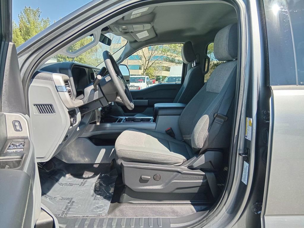 Certified 2024 Ford F350 XLT image 15