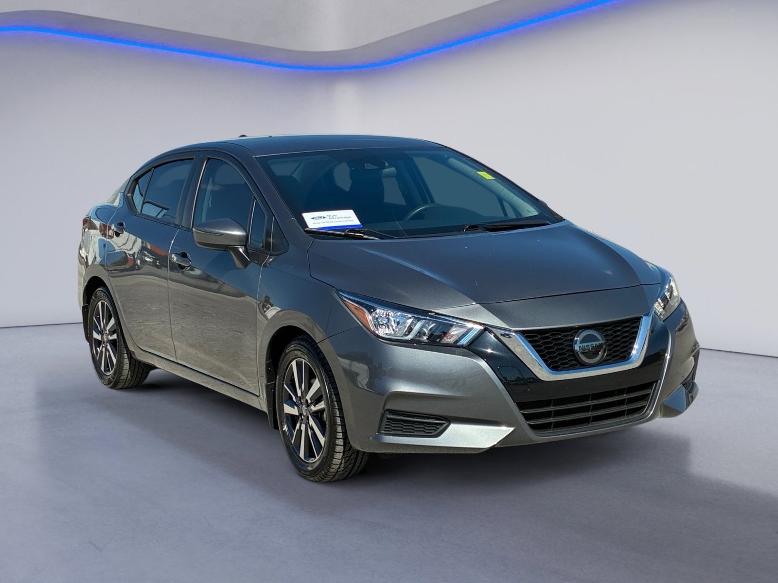 Used 2021 Nissan Versa SV FWD image 5