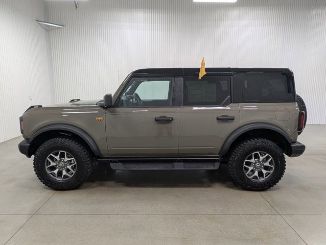 Certified 2025 Ford Bronco Badlands image 4