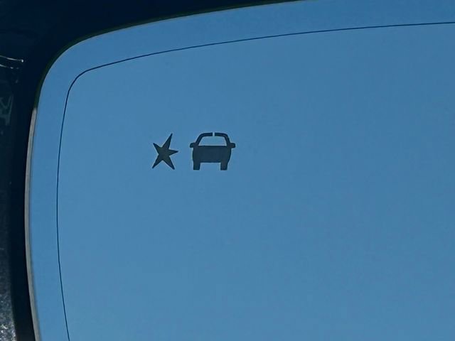 Used 2022 Buick Enclave Avenir w/ LPO, Floor Liner Package image 26