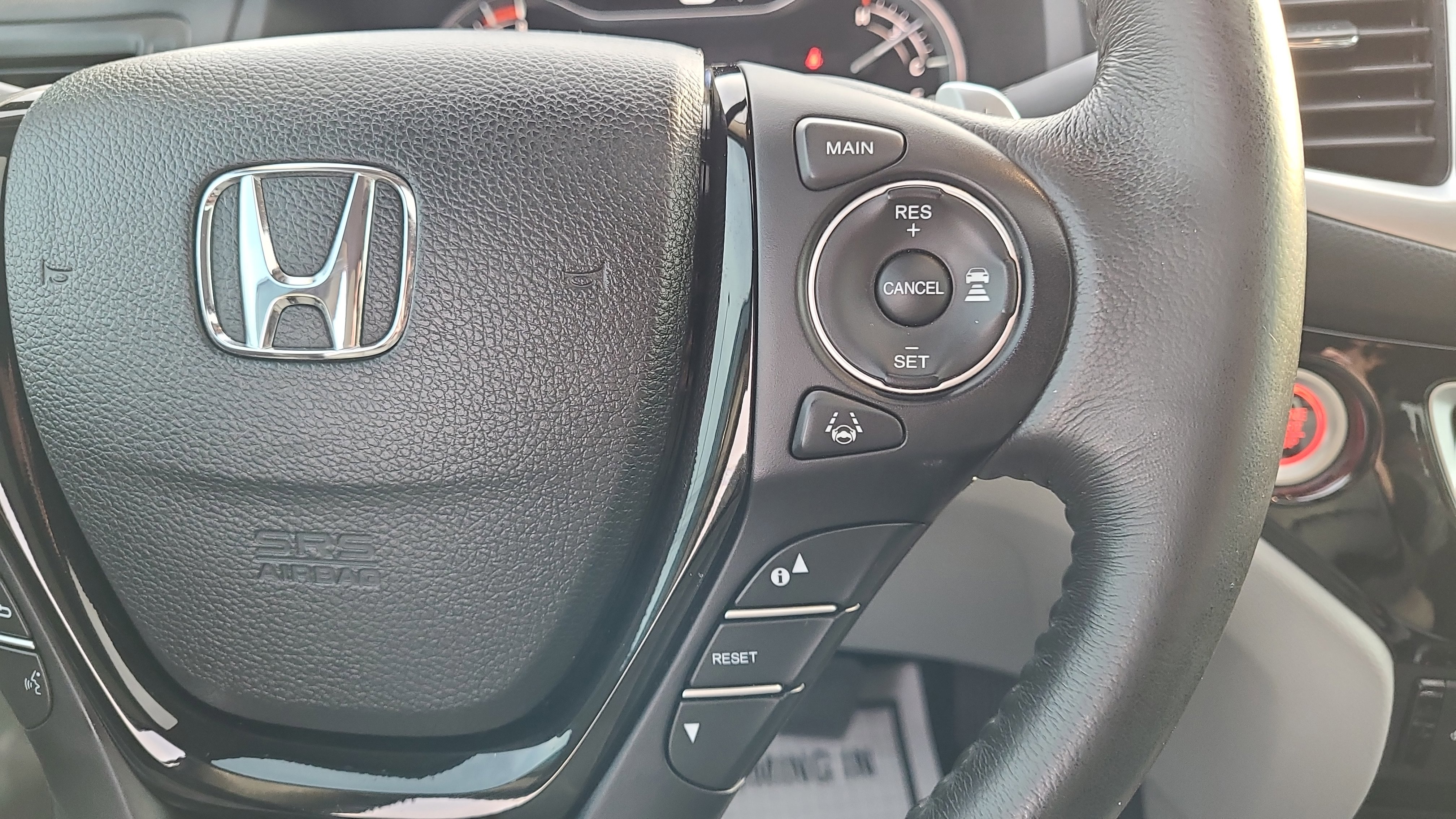 Used 2020 Honda Ridgeline RTL-E image 11