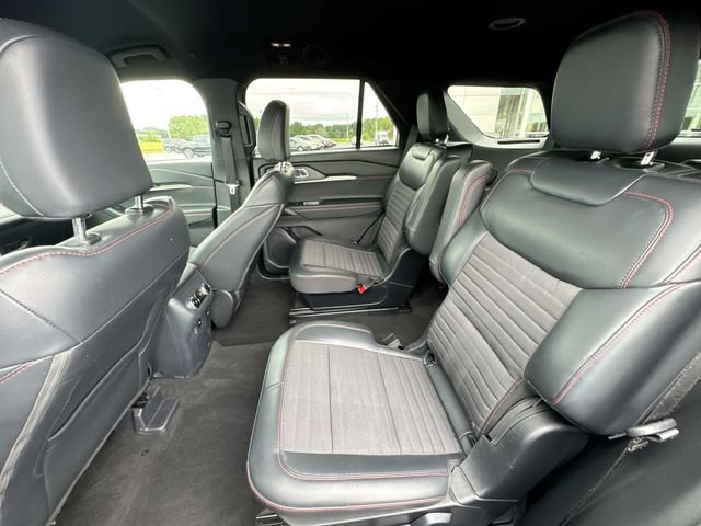 Certified 2025 Ford Explorer ST-Line AWD/4WD image 22