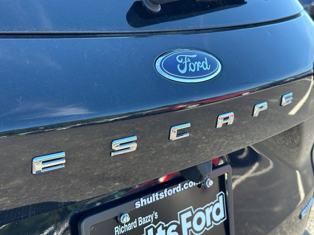 Certified 2025 Ford Escape Active AWD/4WD image 19