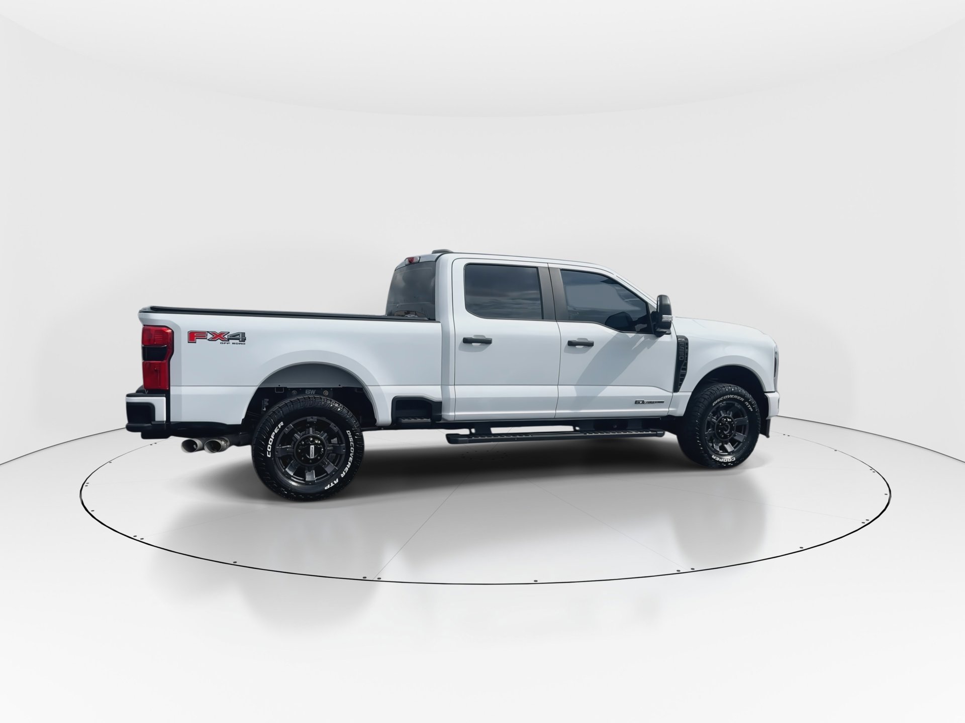 Certified 2025 Ford F250 XL w/ STX Appearance Package image 5