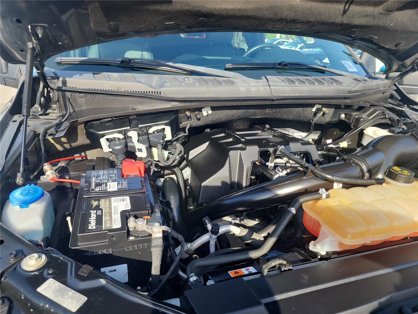 Certified 2018 Ford F150 XLT w/ Equipment Group 302A Luxury image 15