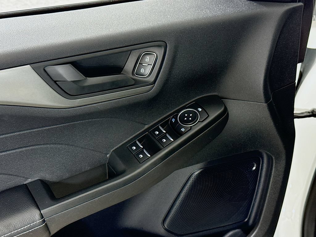 Certified 2023 Ford Escape Active AWD/4WD image 20