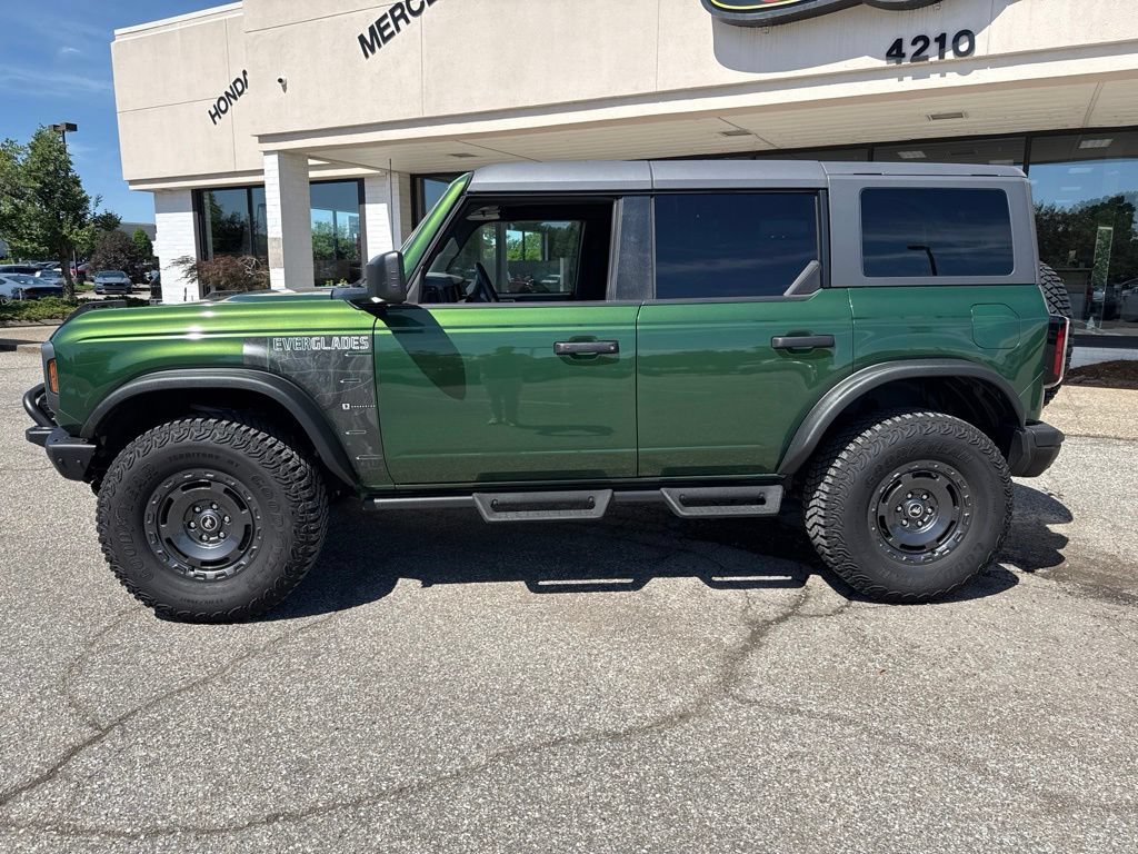 Certified 2024 Ford Bronco Everglades AWD/4WD image 10
