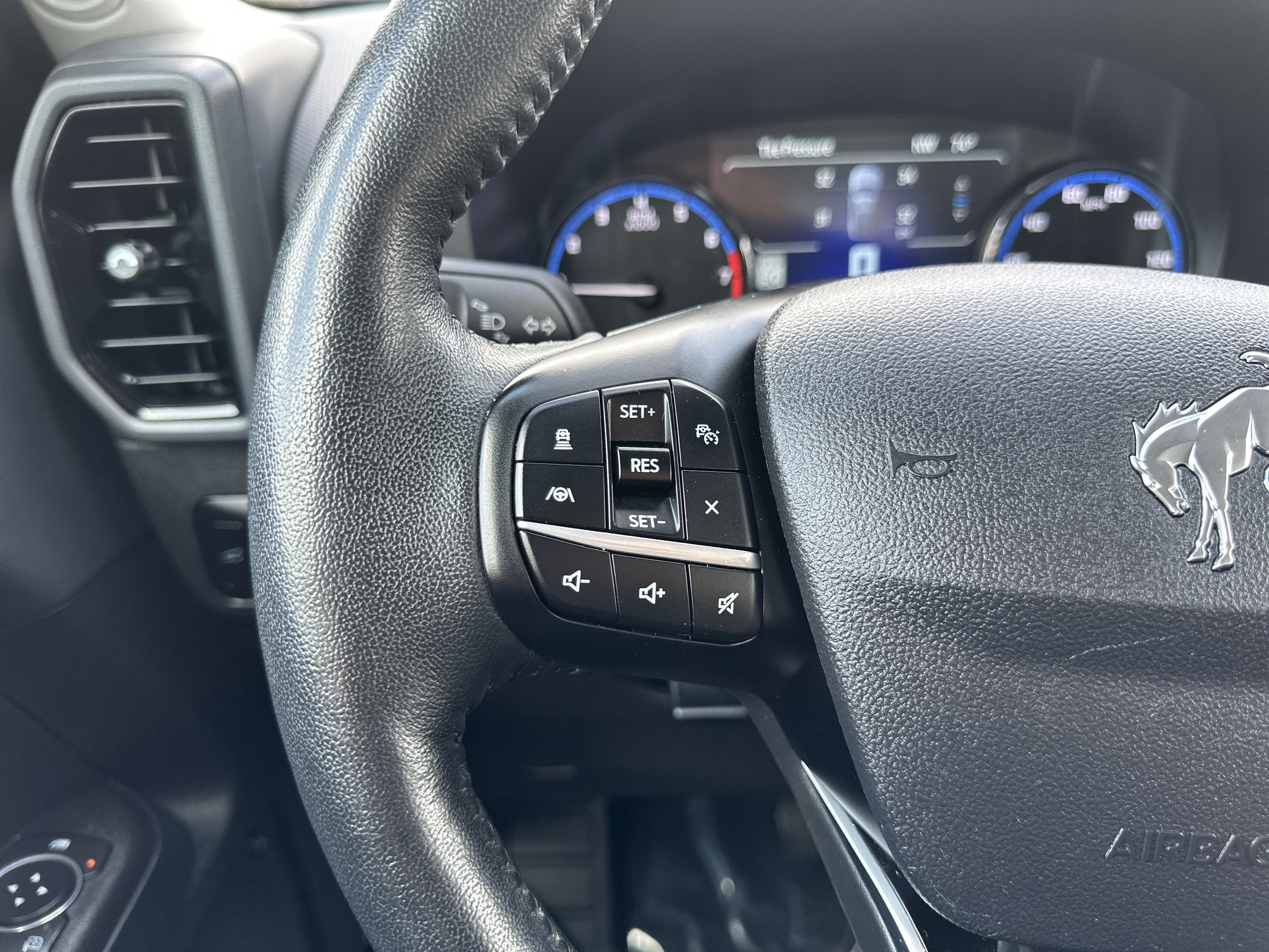 Certified 2023 Ford Bronco Sport Outer Banks w/ Tech Package image 18