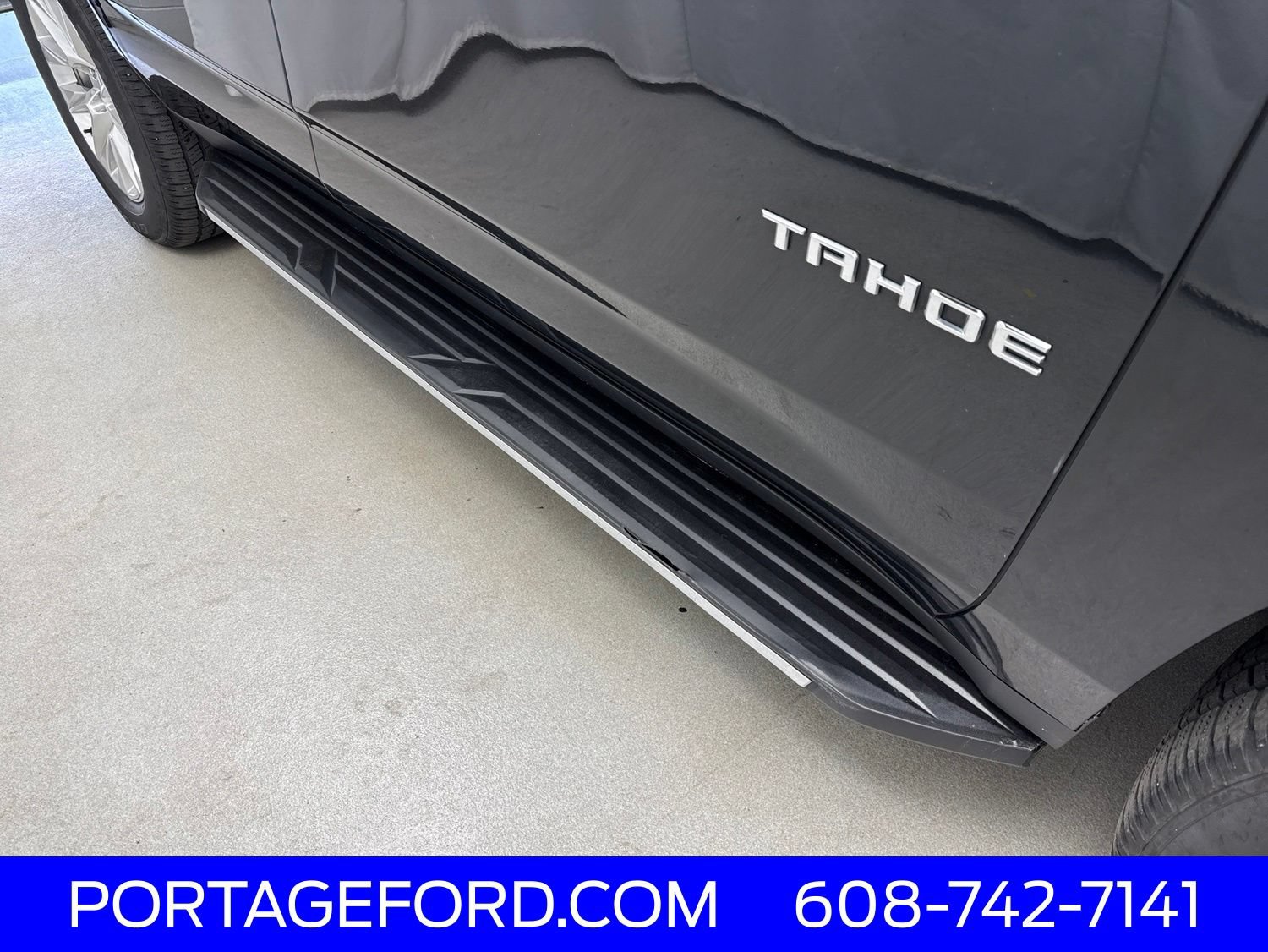 Used 2023 Chevrolet Tahoe Premier AWD/4WD image 2
