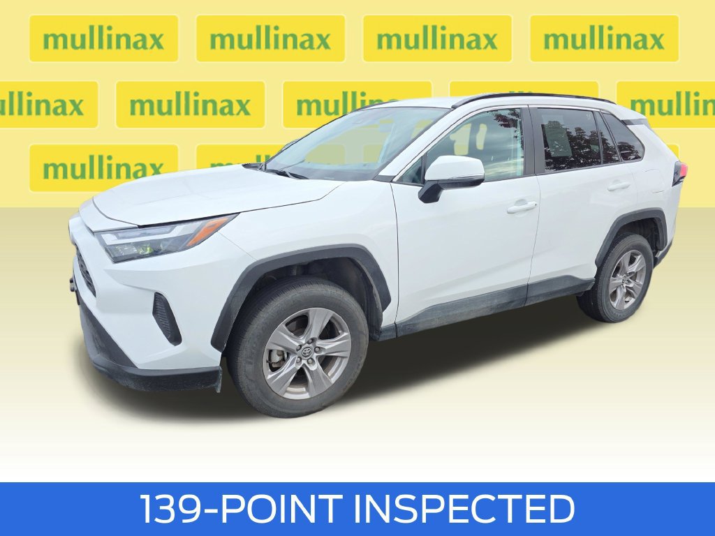 Used 2025 Toyota RAV4 XLE AWD/4WD image 15