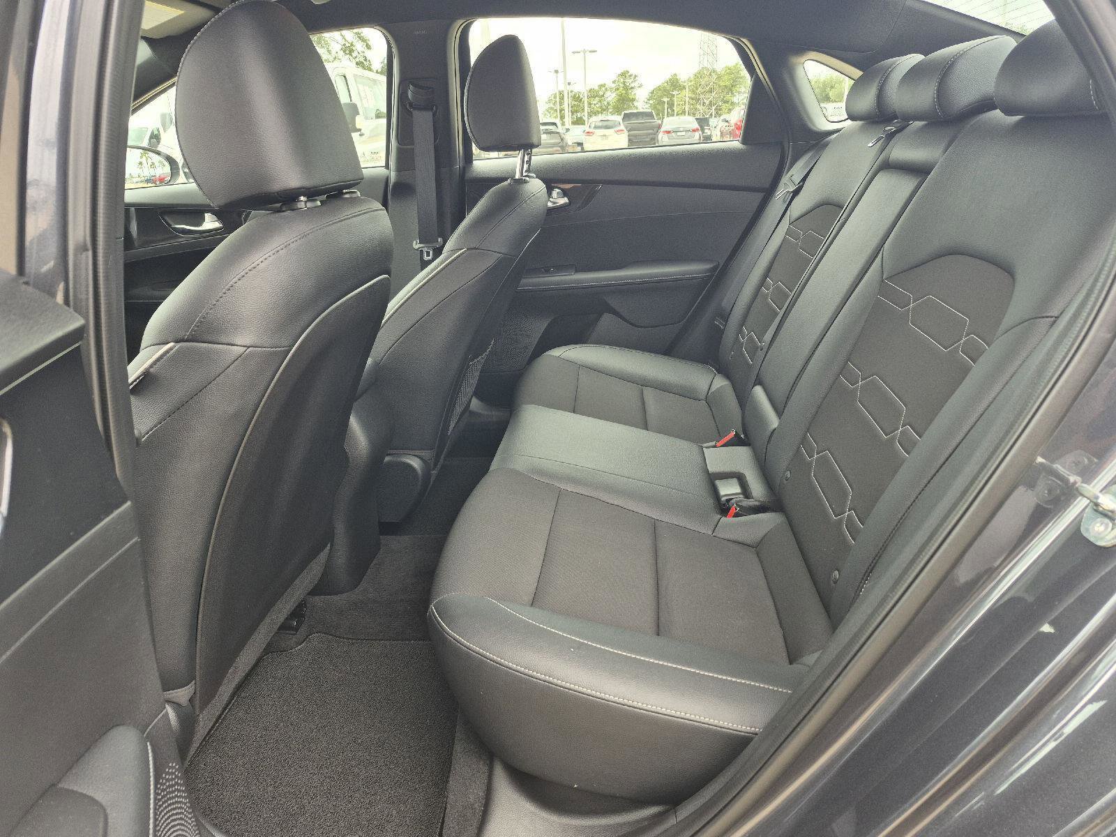 Used 2024 Kia Forte GT-Line FWD image 13
