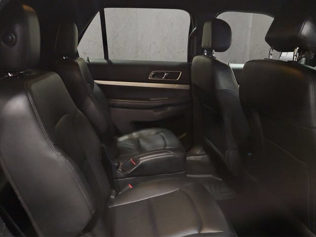 Certified 2017 Ford Explorer XLT w/ Equipment Group 202A AWD/4WD image 20