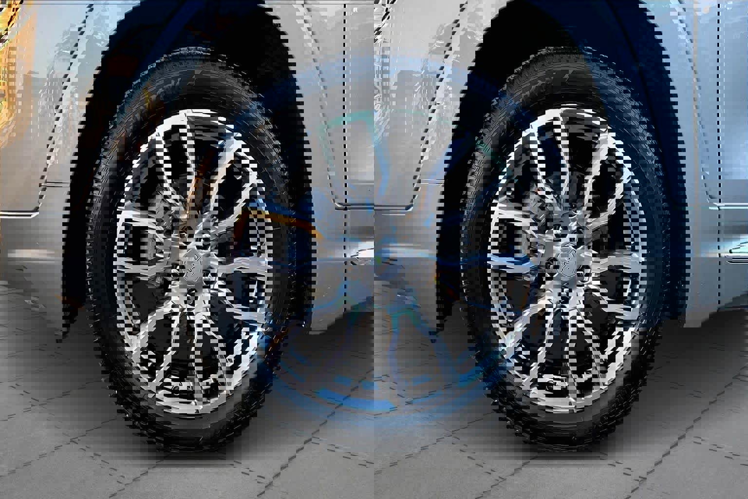 Used 2023 GMC Terrain Denali image 13