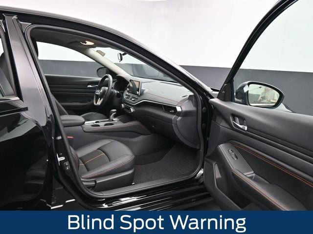 Used 2022 Nissan Altima 2.5 SR AWD/4WD image 14