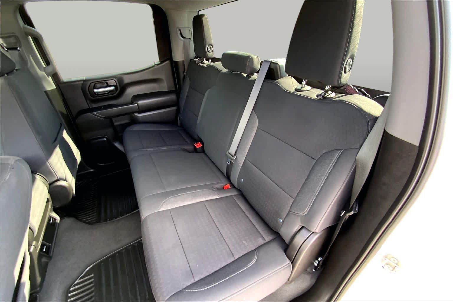 Used 2022 Chevrolet Silverado 1500 Custom w/ LPO, Dark Essentials Package RWD image 19
