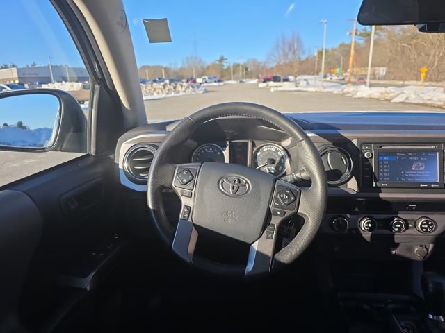Used 2018 Toyota Tacoma SR5 AWD/4WD image 51