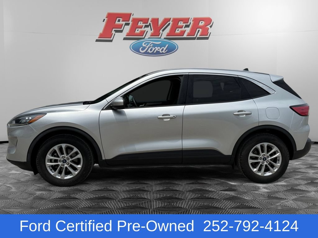 Certified 2020 Ford Escape SE FWD image 2