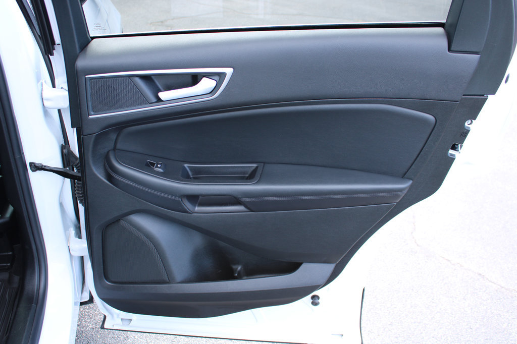 Certified 2024 Ford Edge SEL AWD/4WD image 19