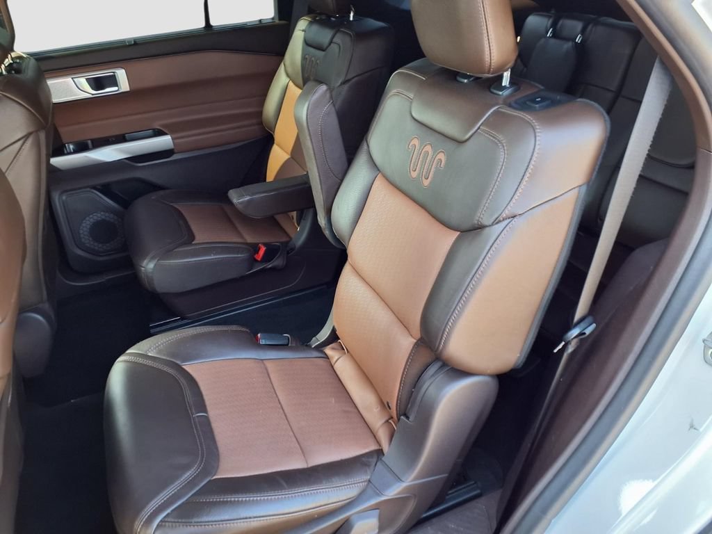 Certified 2023 Ford Explorer King Ranch w/ Technology Package AWD/4WD image 31
