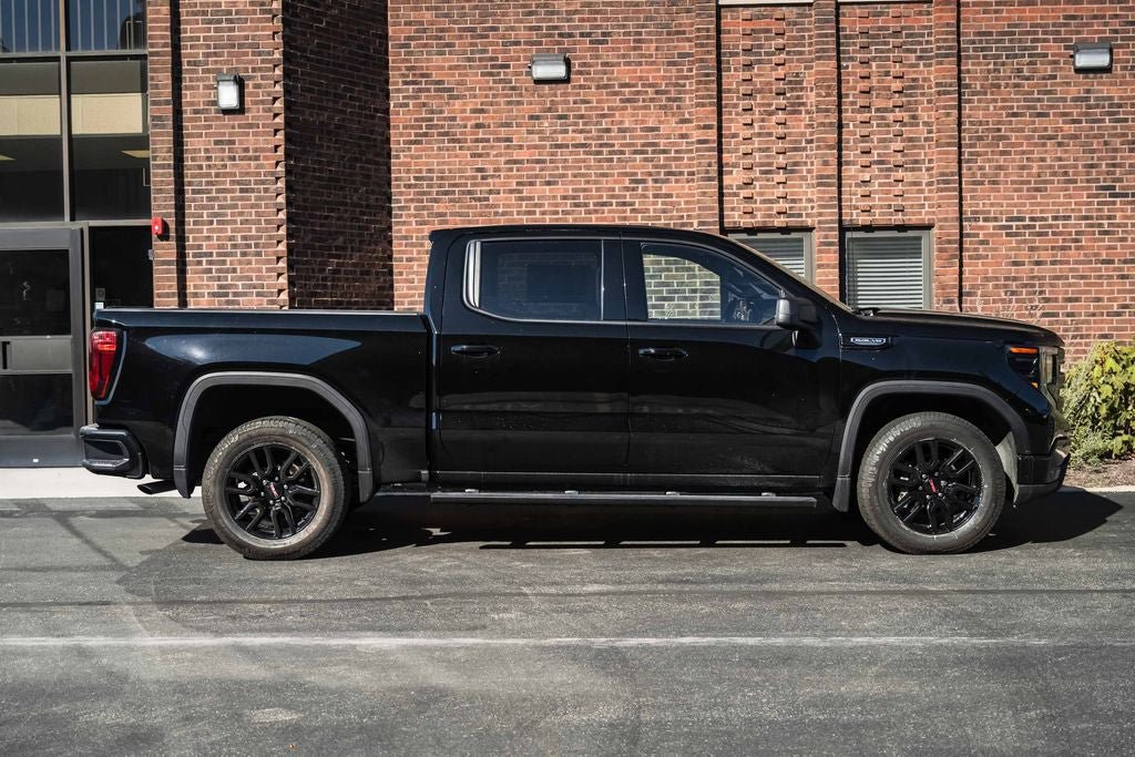Used 2024 GMC Sierra 1500 Elevation w/ Preferred Package AWD/4WD image 7