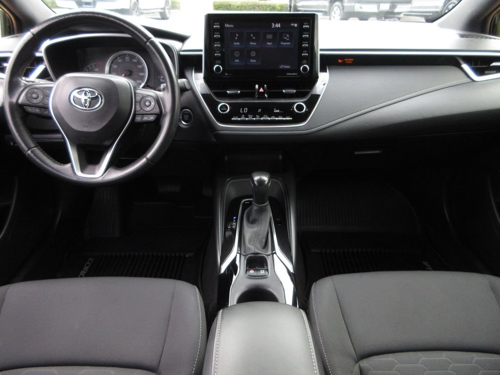 Used 2020 Toyota Corolla SE FWD image 21
