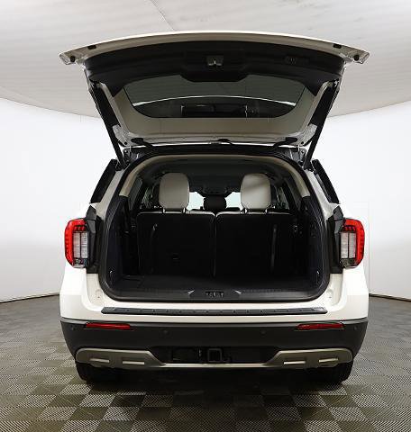 Certified 2025 Ford Explorer Active w/ Active Comfort Package image 25