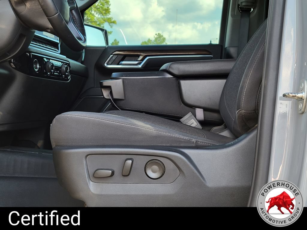 Used 2024 Chevrolet Silverado 1500 LT AWD/4WD image 23