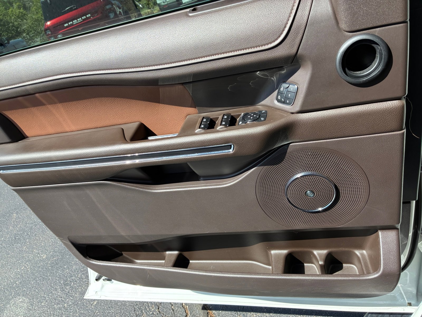 Certified 2024 Ford Expedition King Ranch AWD/4WD image 13