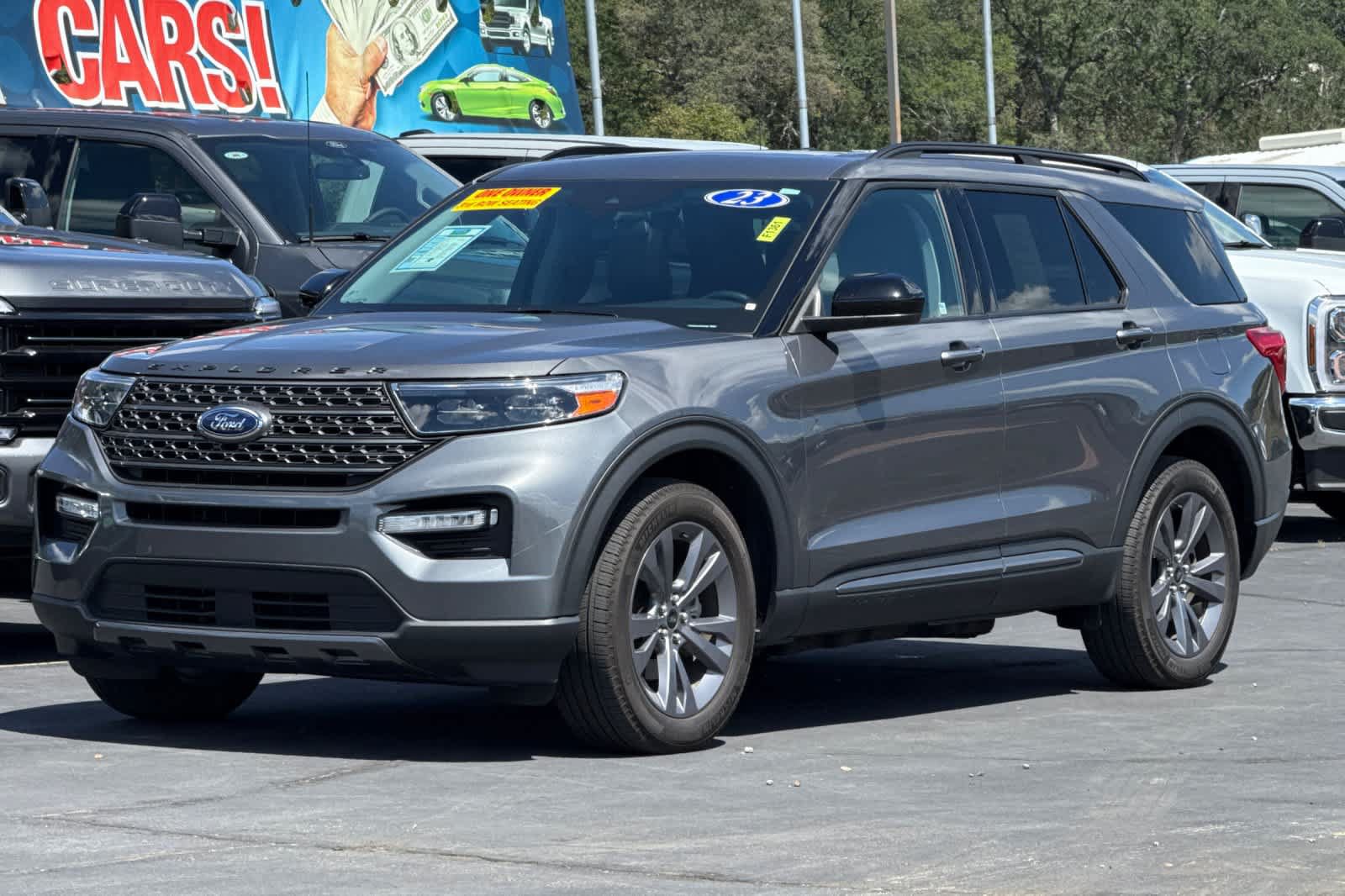 Certified 2023 Ford Explorer XLT w/ Equipment Group 202A AWD/4WD image 8