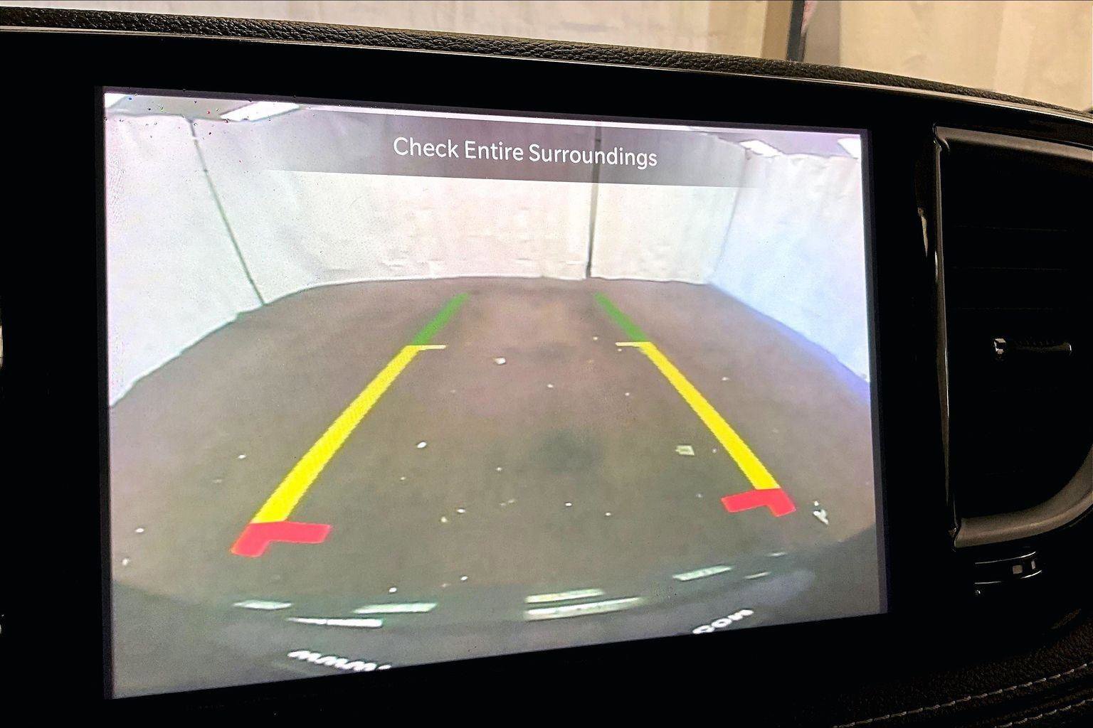 Used 2023 Chrysler Pacifica Limited image 20