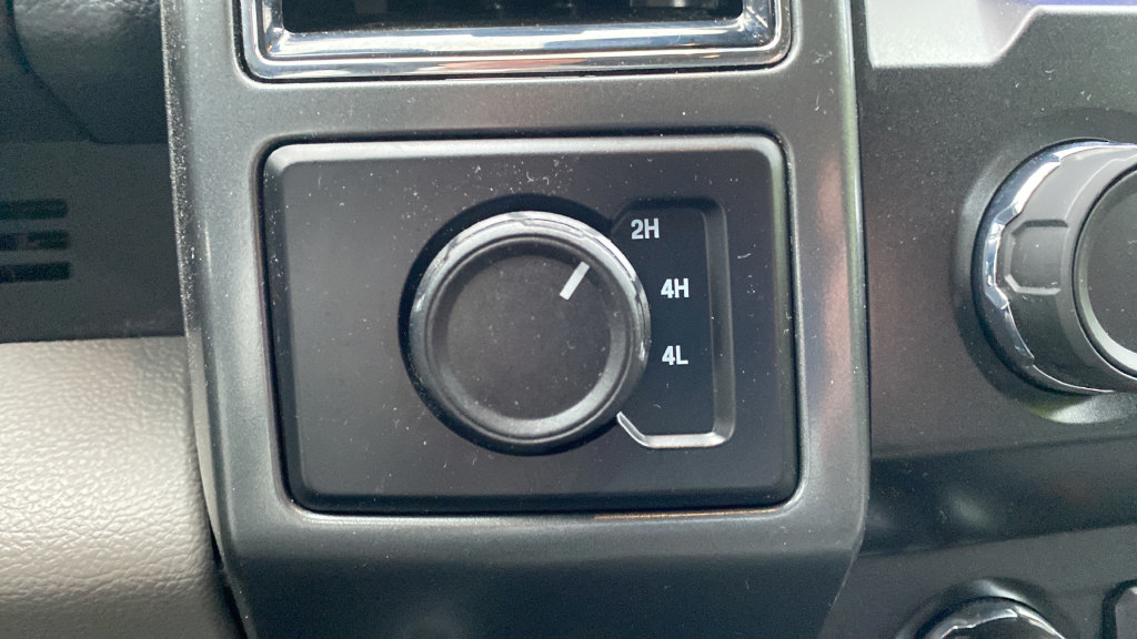 Certified 2022 Ford F250 XLT w/ XLT Value Package AWD/4WD image 42