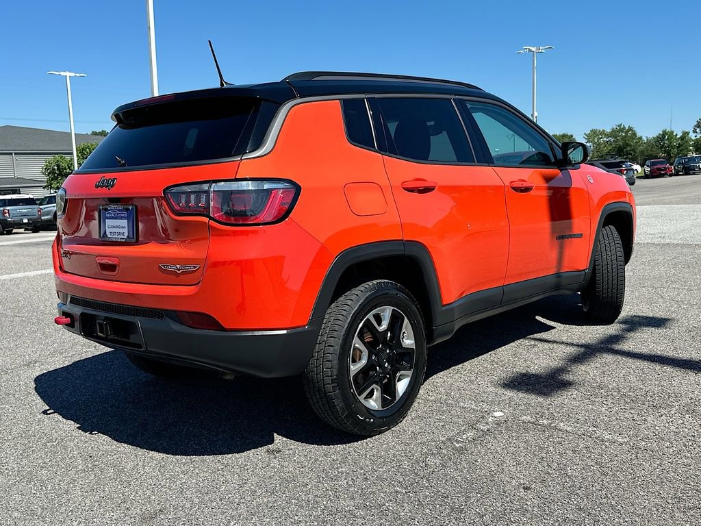 Used 2018 Jeep Compass Trailhawk w/ Leather Interior Group AWD/4WD image 7