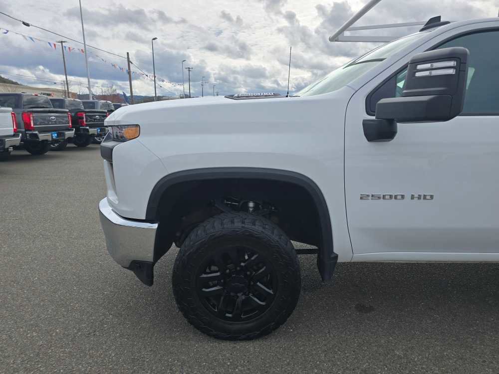 Used 2023 Chevrolet Silverado 2500 W/T w/ WT Convenience Package image 3