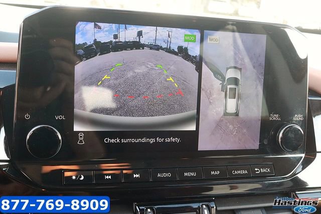 Used 2025 Nissan Pathfinder Platinum image 28