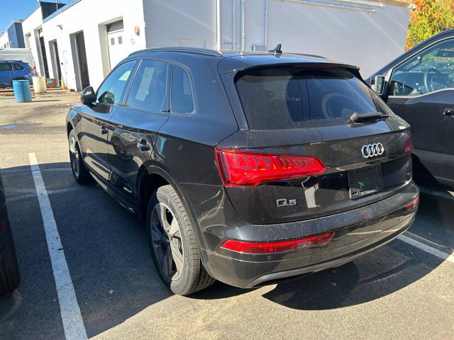 Used 2020 Audi Q5 2.0T Premium w/ Titanium Sport Package AWD/4WD image 5