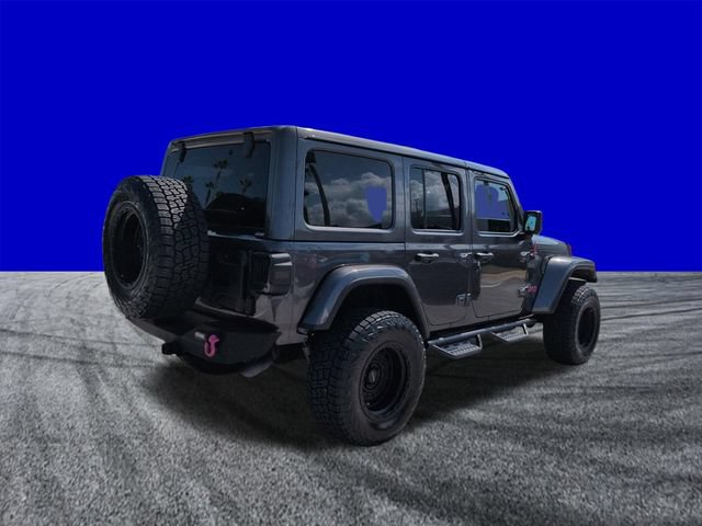 Used 2019 Jeep Wrangler Unlimited Sahara AWD/4WD image 4