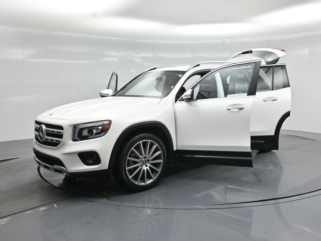Used 2021 Mercedes-Benz GLB 250 image 33