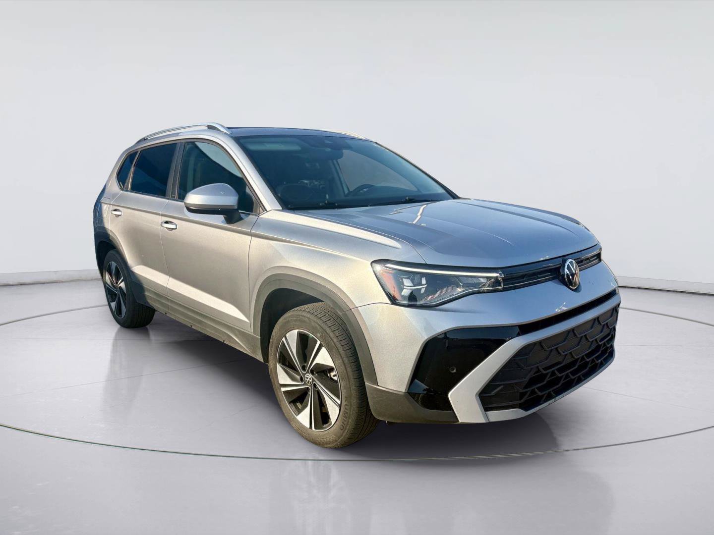 Used 2025 Volkswagen Taos SE