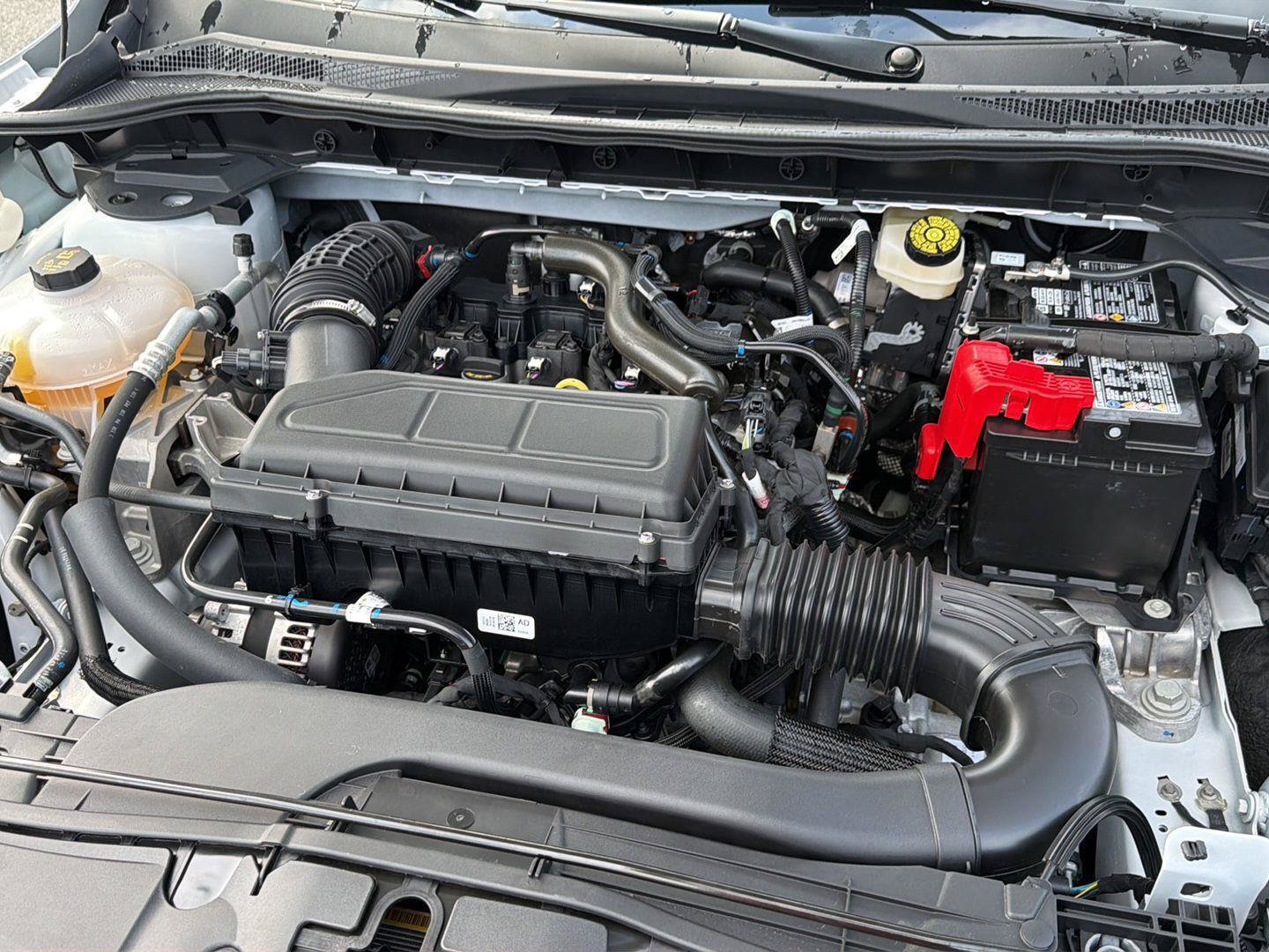 Certified 2025 Ford Escape Active w/ Cold Weather Package FWD image 35